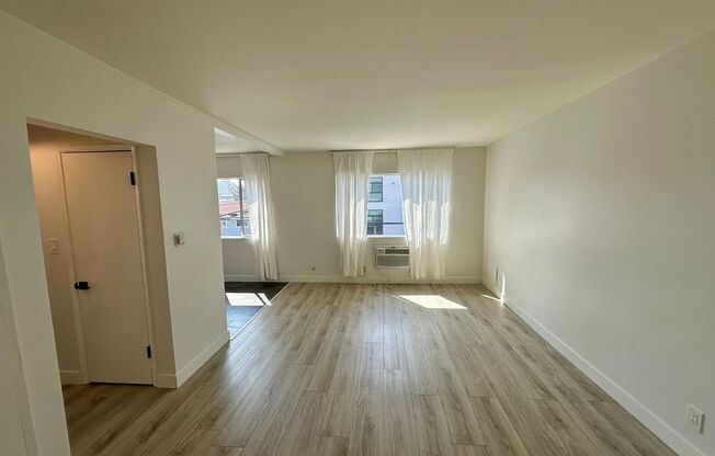 200 N RAMPART