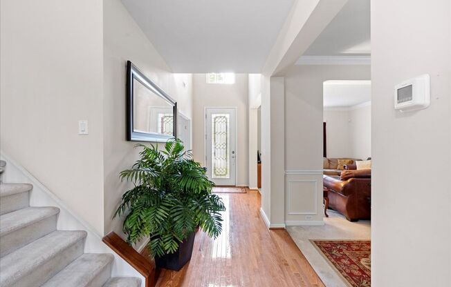 Spacious 5BR/3BA minutes from Ballantyne Village! 11514 Bridle Trace Ln