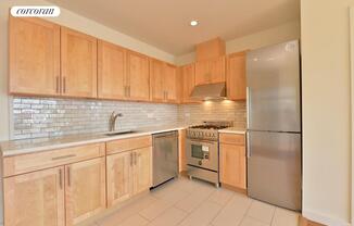 2 beds, 1 bath, $4,500, Unit 3C