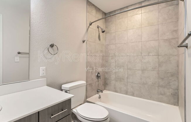 1 bed, 1 bath, 658 sqft, $1,300, Unit 104