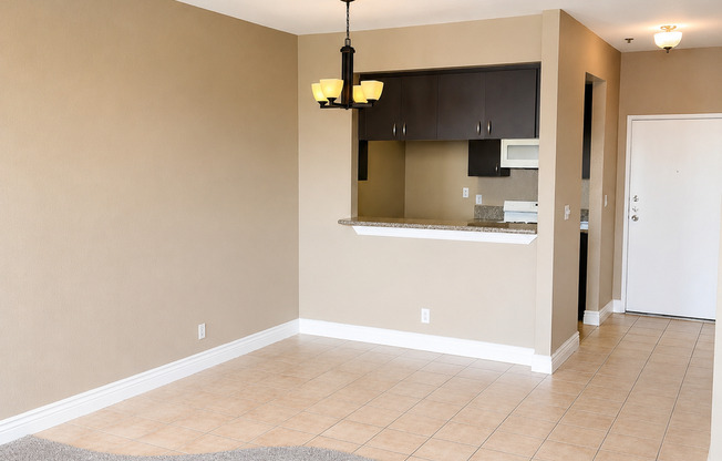 Beautifully Remodeled 2B | 2B Condo in Prime Reseda!