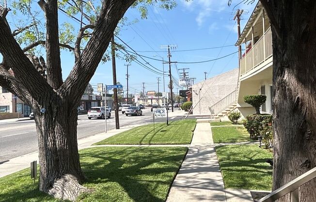 OXNARD APTS
