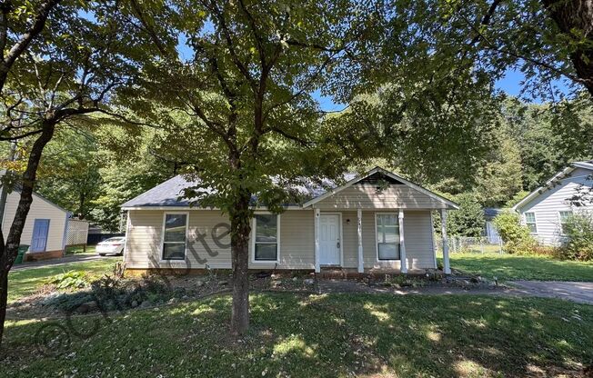 Nice Ranch home in Mint Hill!