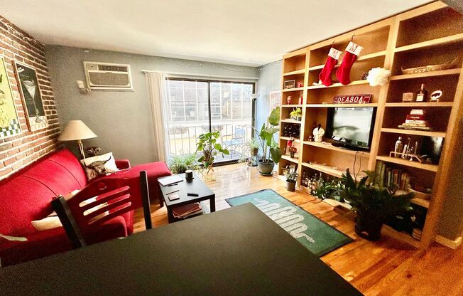 1 bed, 1 bath, 500 sqft, $2,150, Unit 28