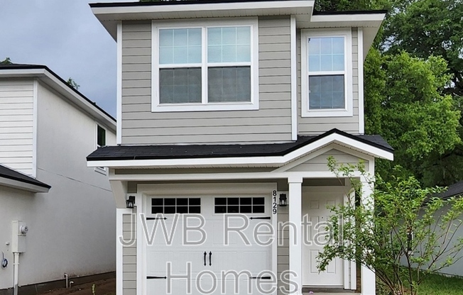 8129 FREE AVE