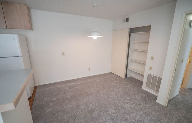 COMING SOON! Cozy 1-Bedroom Condo in Canyon Country's Confetti Community!