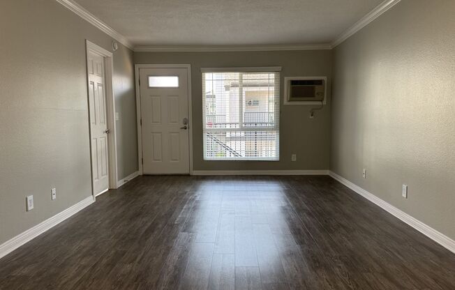 2 beds, 2 baths, 950 sqft, $2,860, Unit 1551O