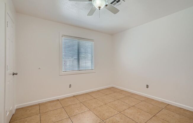 3 beds, 2 baths, $1,575