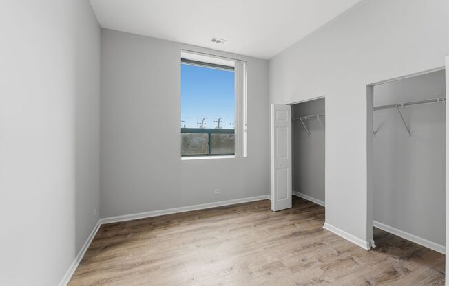 1 bed, 1 bath, 655 sqft, $2,100, Unit 208