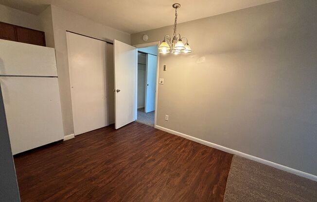 2640 W 3800 S (Valley Fair 16 Plex)