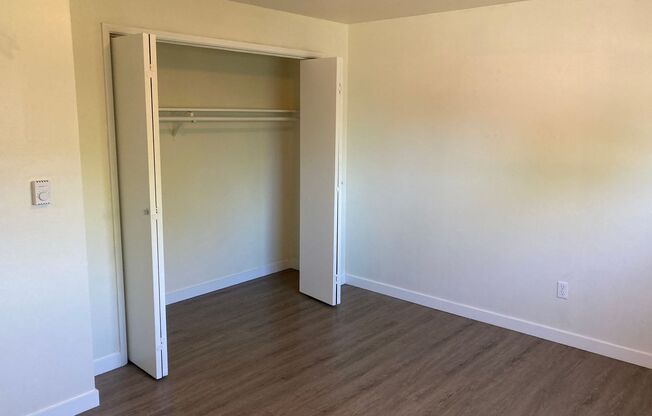 3 beds, 2 baths, 1,131 sqft, $2,895, Unit 201