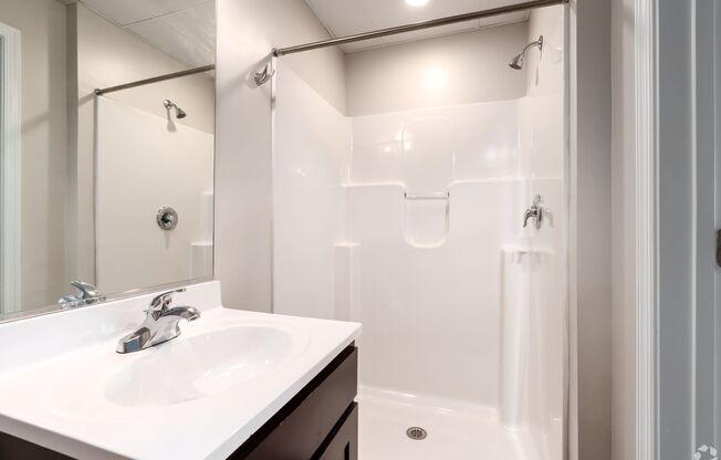 1 bed, 1 bath, $1,389, Unit 1303 B