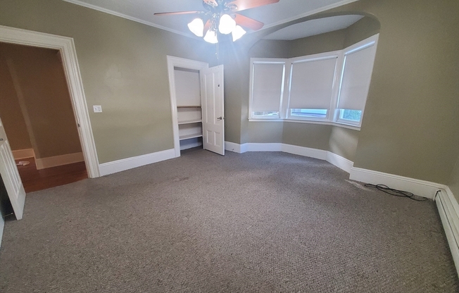 3 beds, 1 bath, 1,200 sqft, $3,200, Unit 1