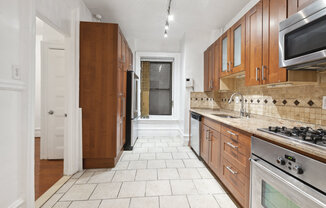 243 W 98 ST
