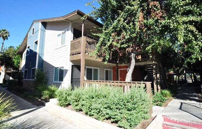 Village Grove Apartments