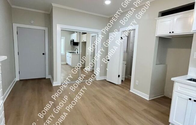 1005 ORANGE AVE