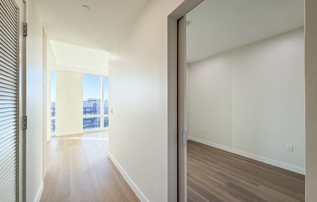 1 bed, 1 bath, 612 sqft, $4,375, Unit 20G