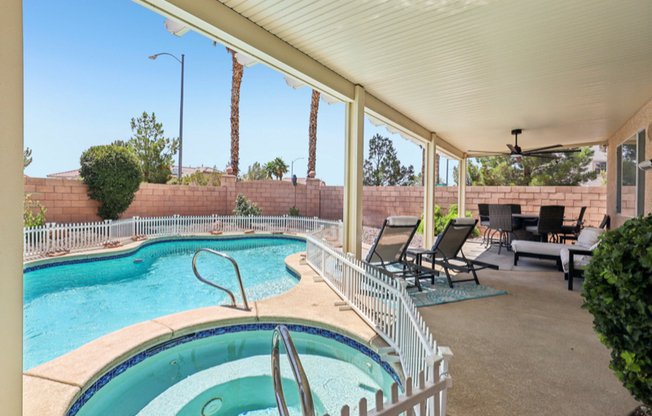 3194 LAPIS BCH DR