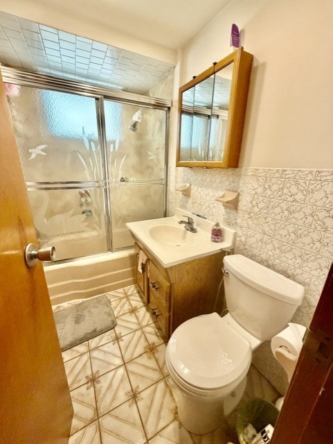 3 beds, 2 baths, $3,000, Unit 1