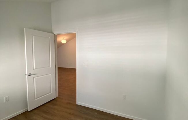 2 beds, 2 baths, 900 sqft, $2,895, Unit 2500-A