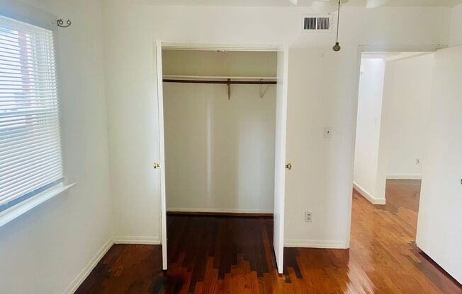 1 bed, 1 bath, 875 sqft, $1,475, Unit 909 #3