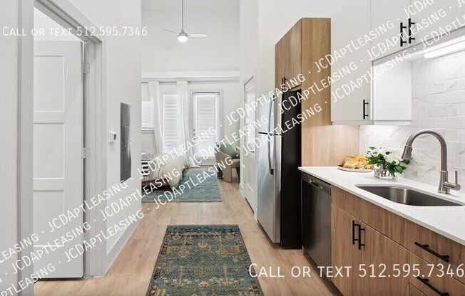 10300 METROPOLITAN DR