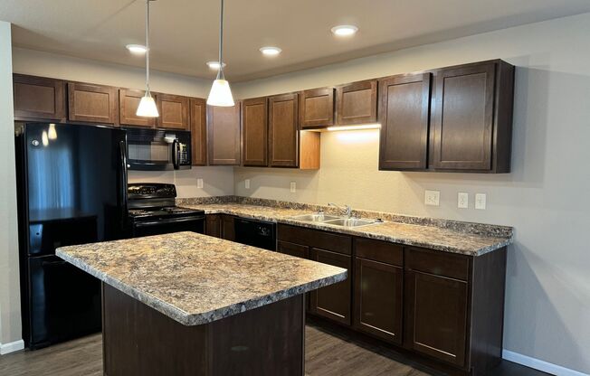 1 bed, 1 bath, 662 sqft, $1,020, Unit 2360-203