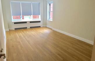 Studio, 1 bath, $3,595, Unit 9F