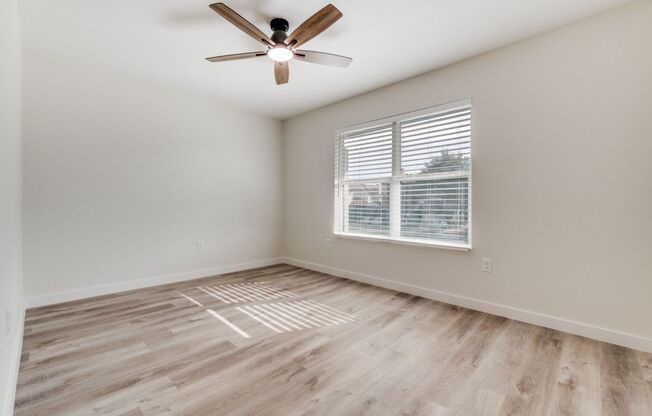 2 beds, 1 bath, 850 sqft, $1,425, Unit 115