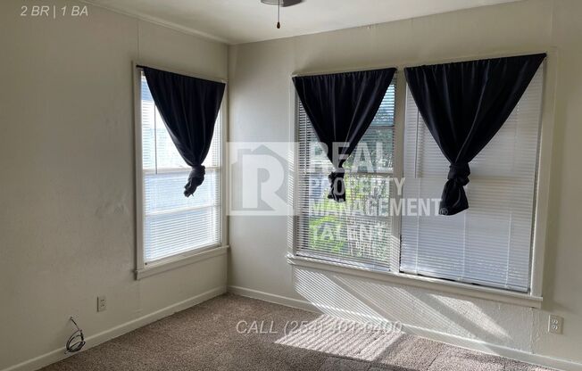 2 beds, 1 bath, $1,195