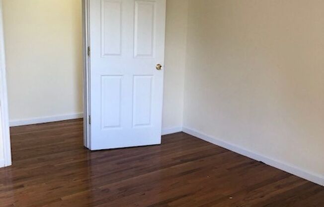 687 HUNTERDON
