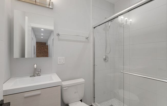 3 beds, 1 bath, 524 sqft, $2,300, Unit 1556-1P