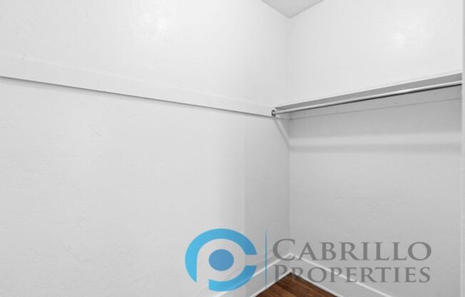 Studio, 1 bath, 341 sqft, $1,750, Unit 203