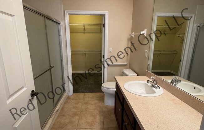 2 beds, 2 baths, $1,995, Unit UNIT 1419