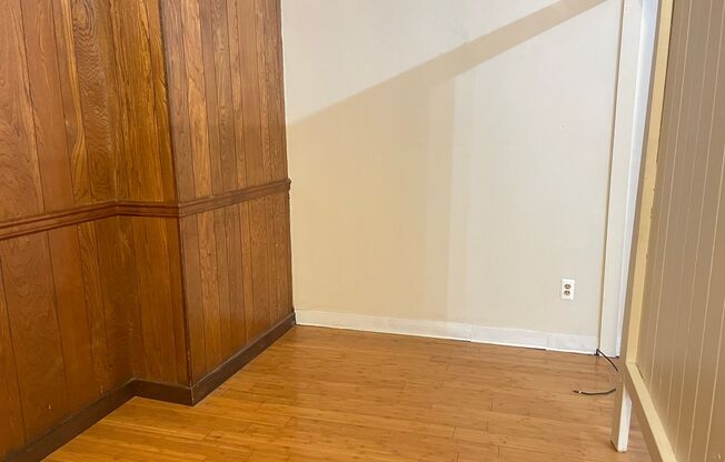 Studio, 1 bath, $995