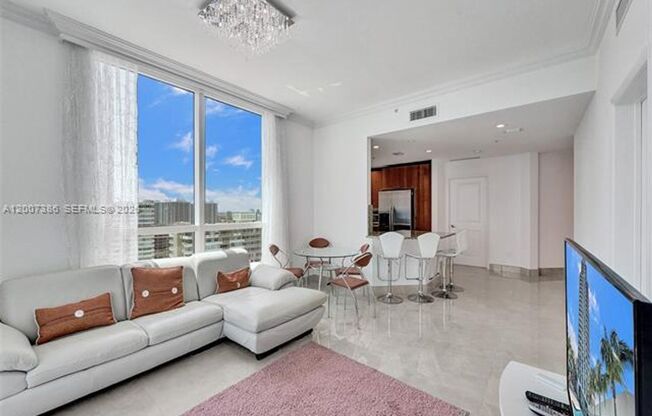 1945 S Ocean Dr # 2101 (A12007386)