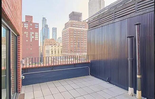 2 beds, 3 baths, $15,000, Unit PH1