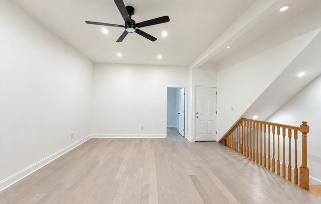 534 4 AVE