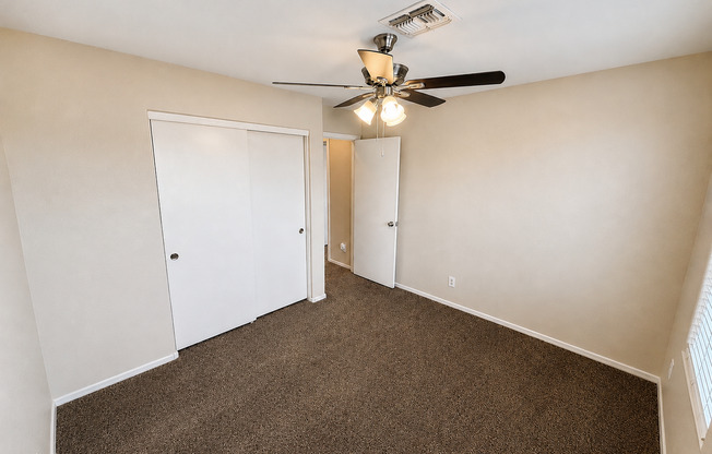 3 beds, 2.5 baths, $1,994