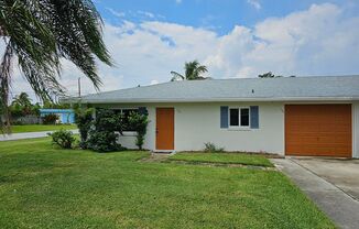 Beautiful duplex in the heart of Boynton Beach