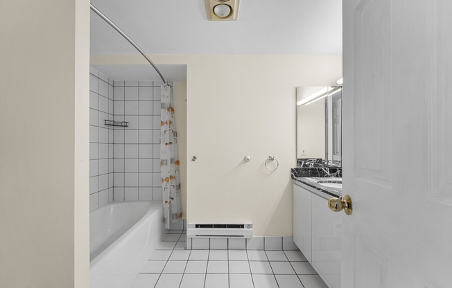 3 beds, 2 baths, 1,430 sqft, $7,600, Unit 1501