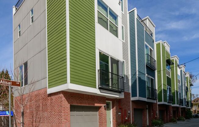 Fully Furnished & Move-In Ready in Midtown | Stylish & Modern Home for Rent