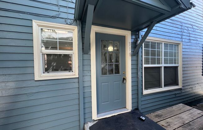 314/316/318/320 E 15th Ave