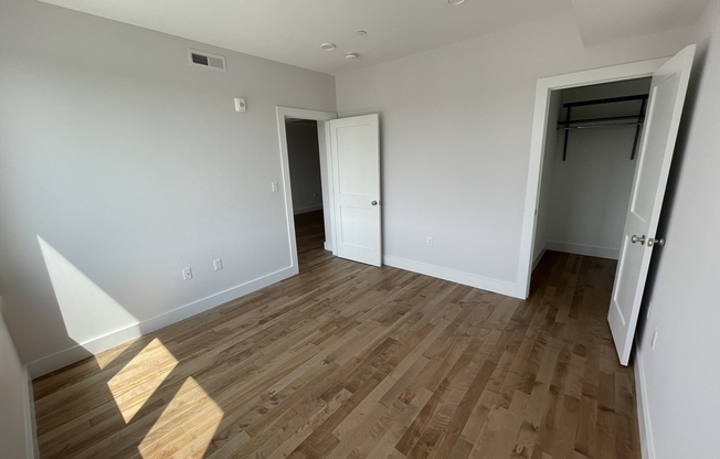 1 bed, 1 bath, 863 sqft, $3,400, Unit 503