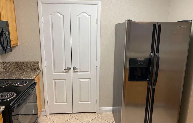 2 beds, 2 baths, $1,400, Unit UNIT # 1190