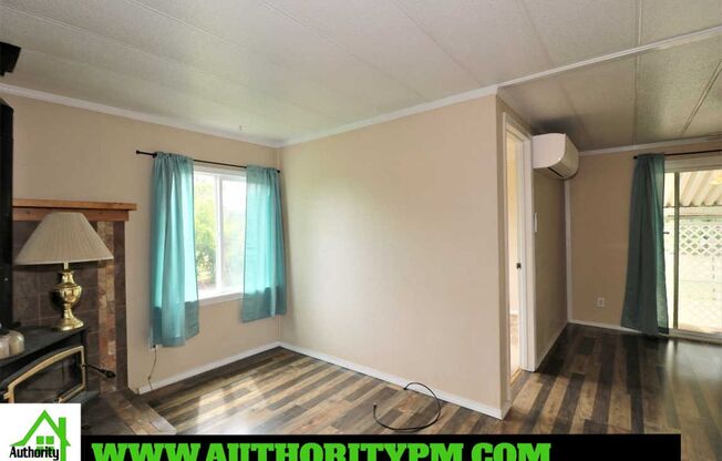 2 beds, 1 bath, $1,475