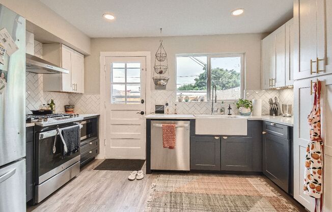 Modernistic Sunnyside Townhome Available Mid TODAY!!