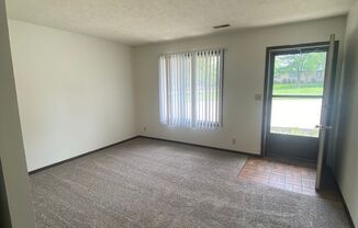 1 bed, 1 bath, 575 sqft, $695, Unit 5