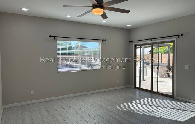 5 beds, 3 baths, 2,033 sqft, $2,990