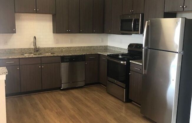 2 beds, 2 baths, 1,345 sqft, $2,125, Unit 00 - 800333